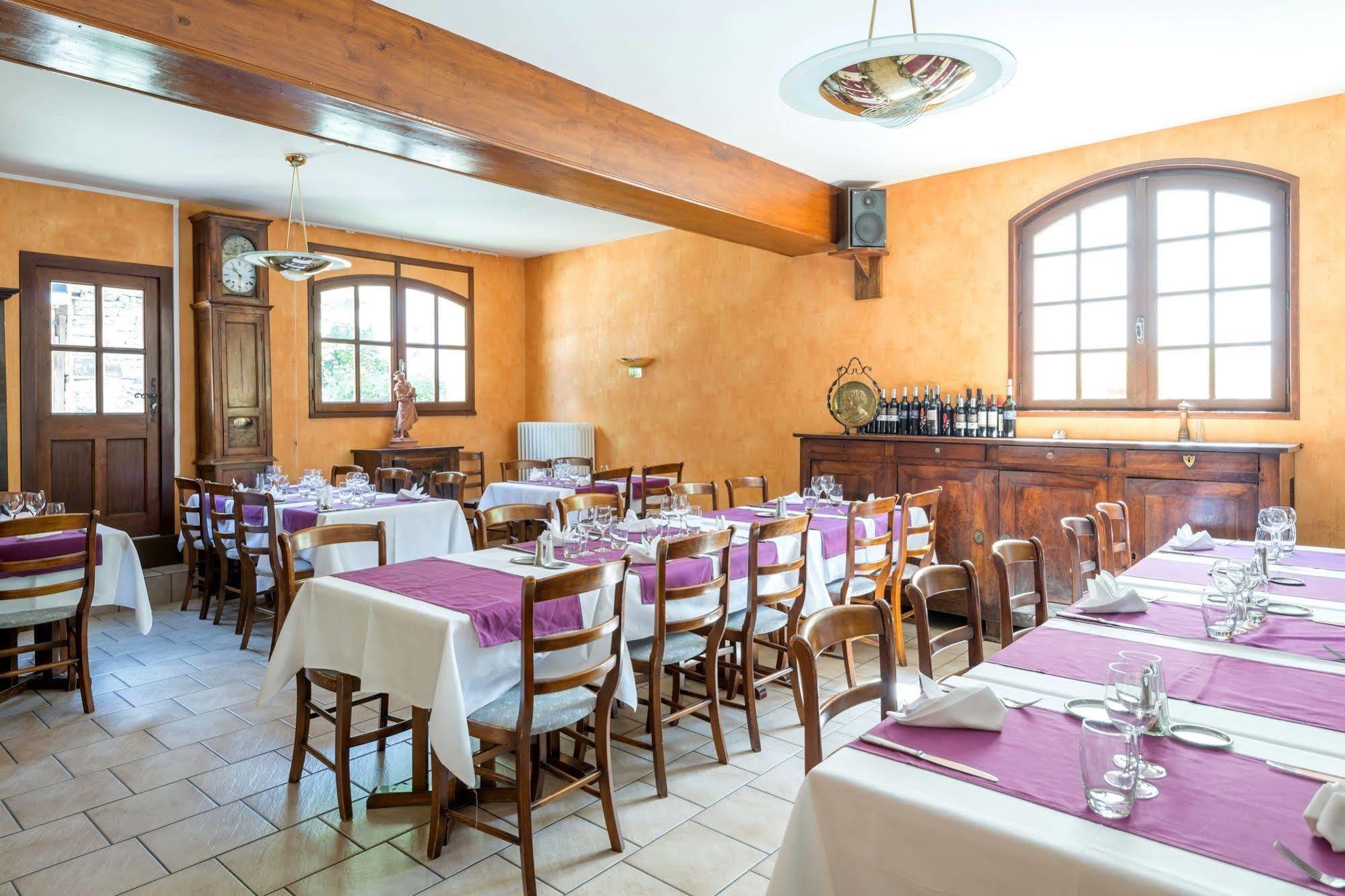 Logis Hotel La Breche De Roland แกดร์ ภายนอก รูปภาพ